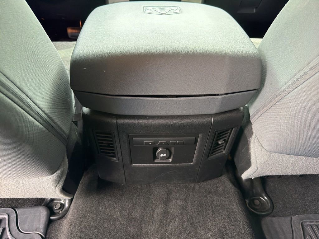 Used 2015 RAM 1500 Big Horn RWD image 17