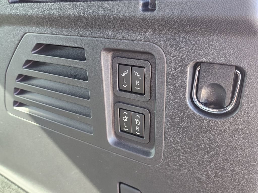 New 2026 Buick Enclave Preferred w/ Power Package image 51