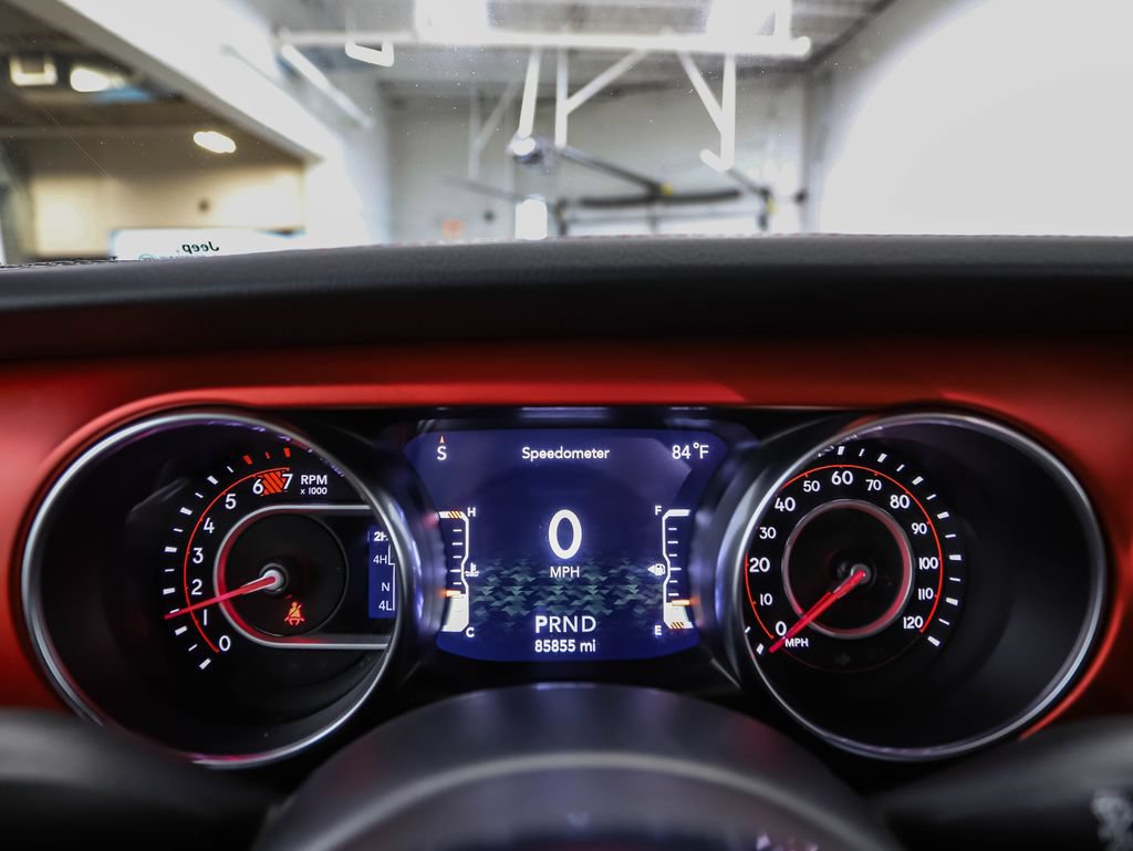 Used 2020 Jeep Wrangler Unlimited Rubicon w/ Dual Top Group AWD/4WD image 14