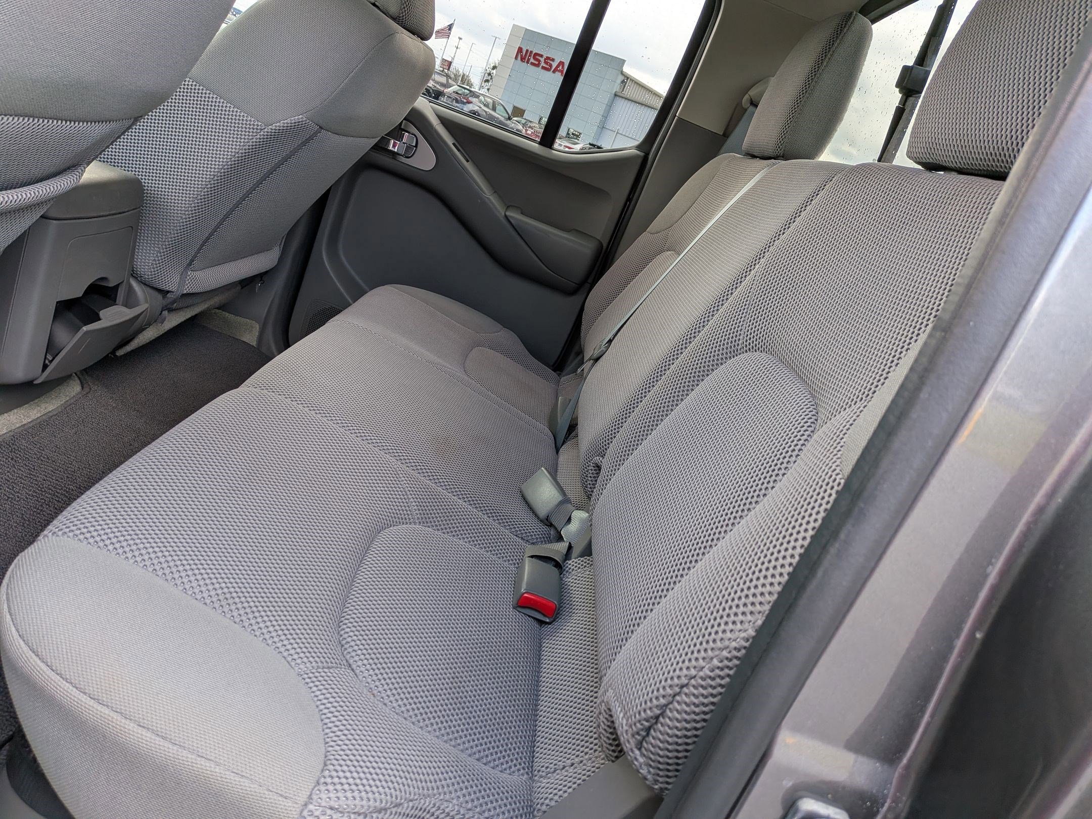 Used 2017 Nissan Frontier SV w/ SV Value Truck Package image 25