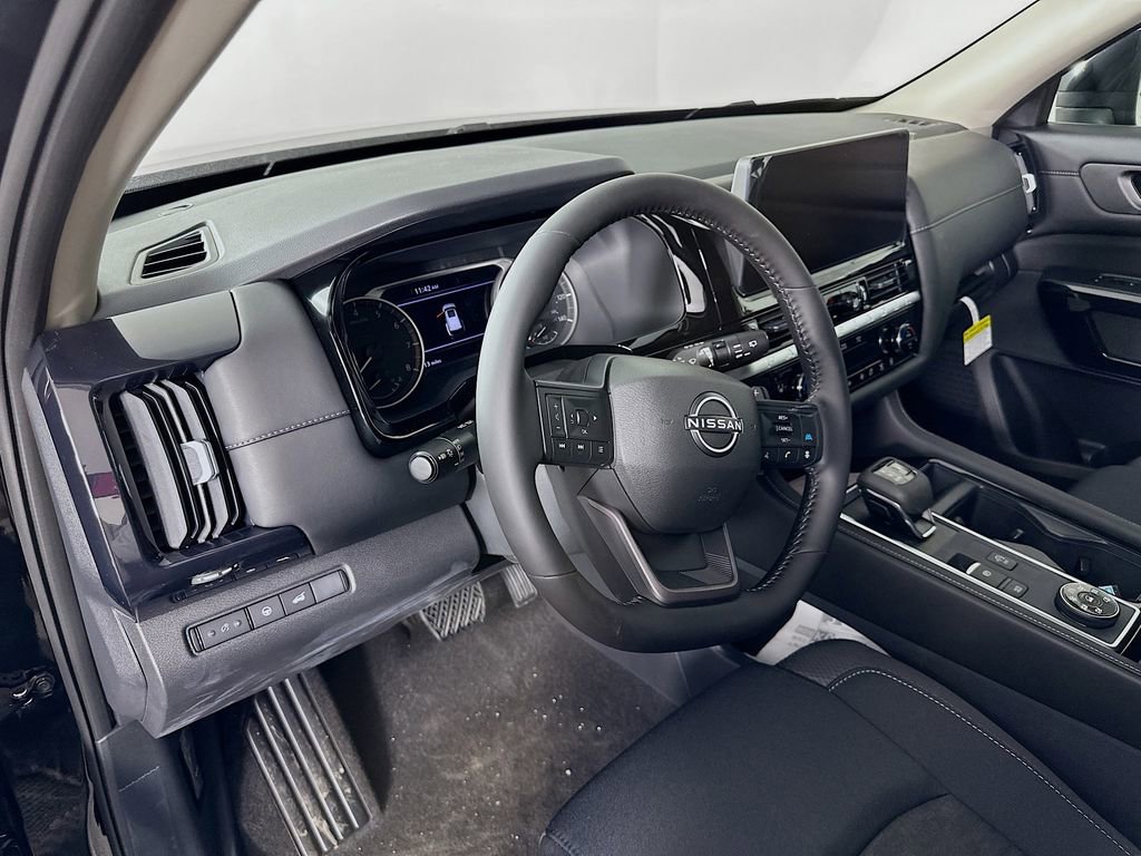 New 2026 Nissan Pathfinder SV image 13