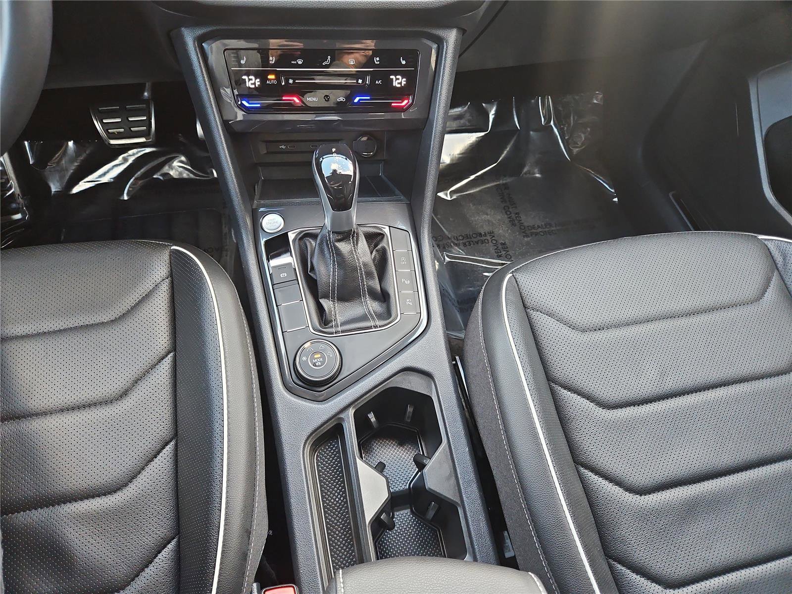 Certified 2023 Volkswagen Tiguan SEL R-Line image 22