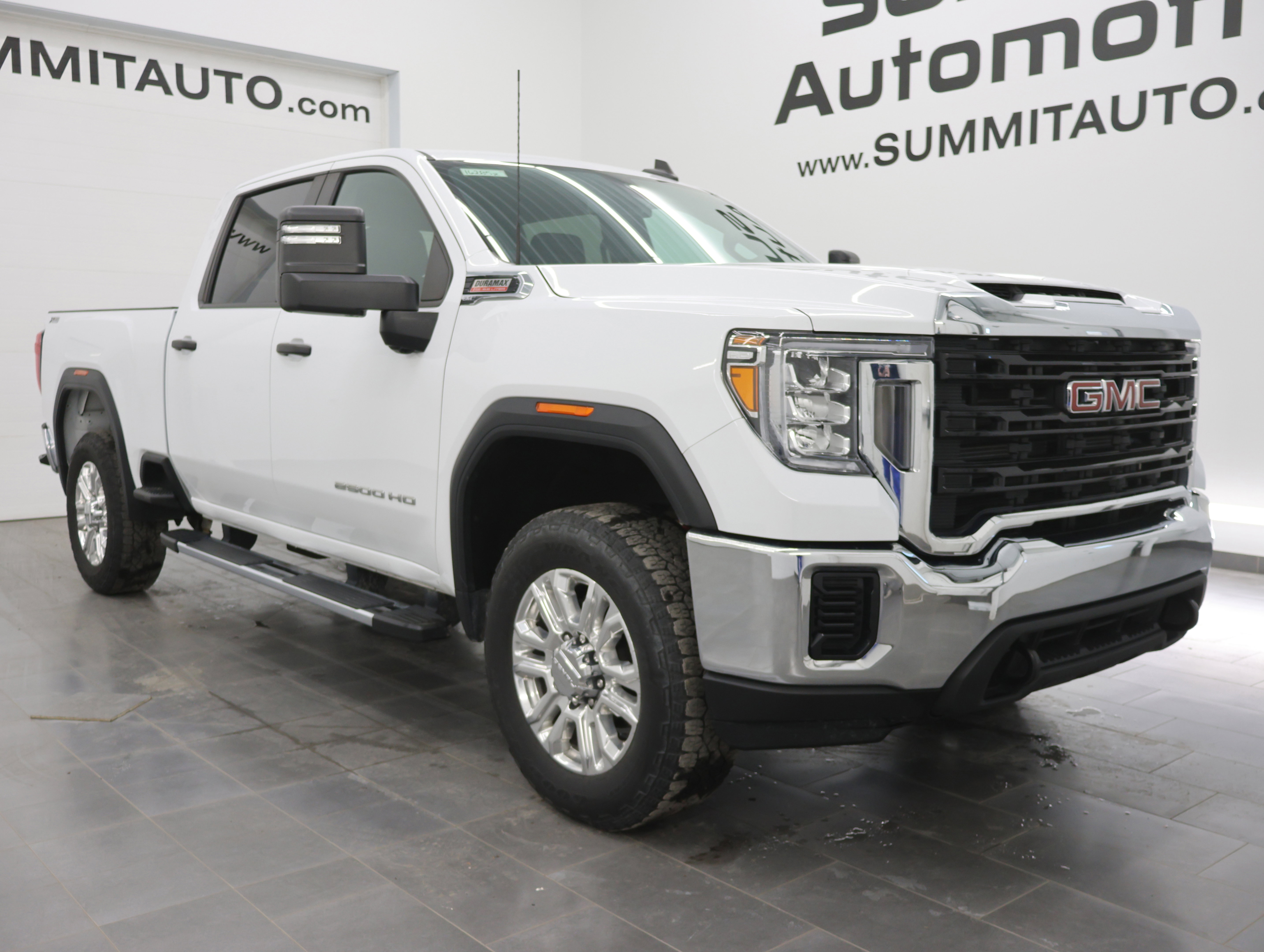 Used 2023 GMC Sierra 2500 Pro w/ Gooseneck/5TH Wheel Package image 2