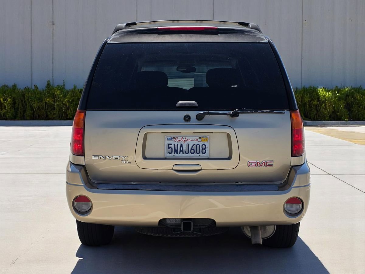 Used 2006 GMC Envoy XL SLE w/ Sle Preferred Equipment Group RWD image 7