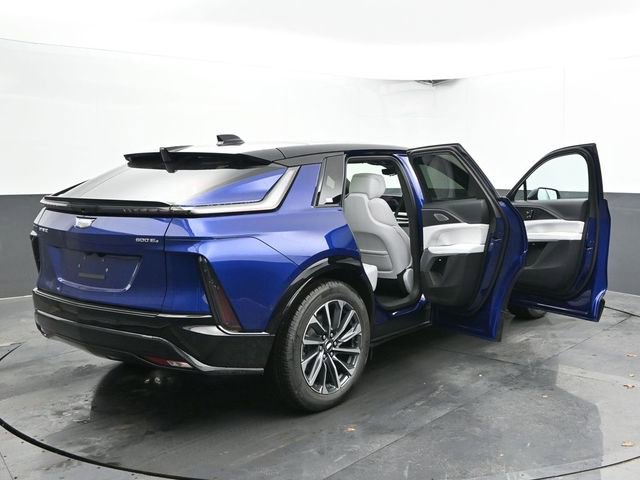 New 2025 Cadillac Lyriq Sport image 54