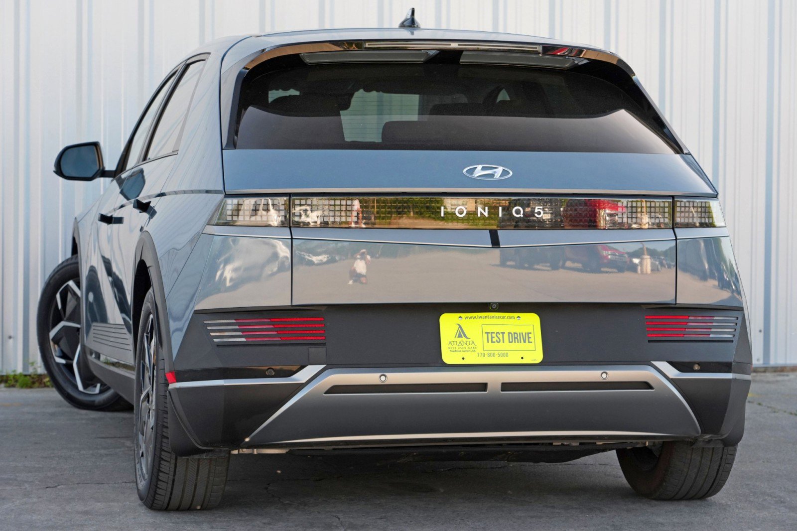 Used 2023 Hyundai Ioniq 5 SEL w/ Cargo Package RWD image 5