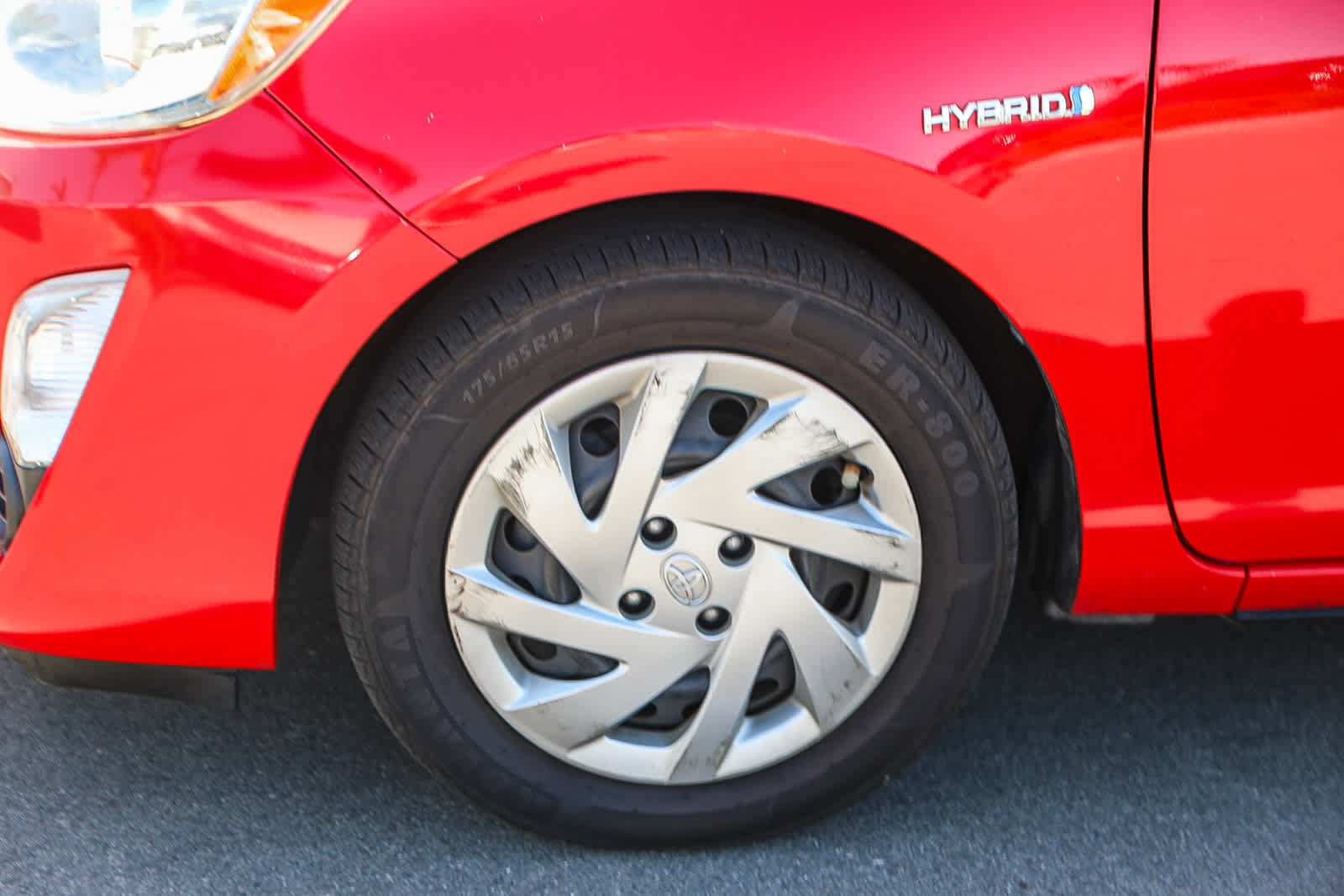 Used 2015 Toyota Prius C Three FWD image 9