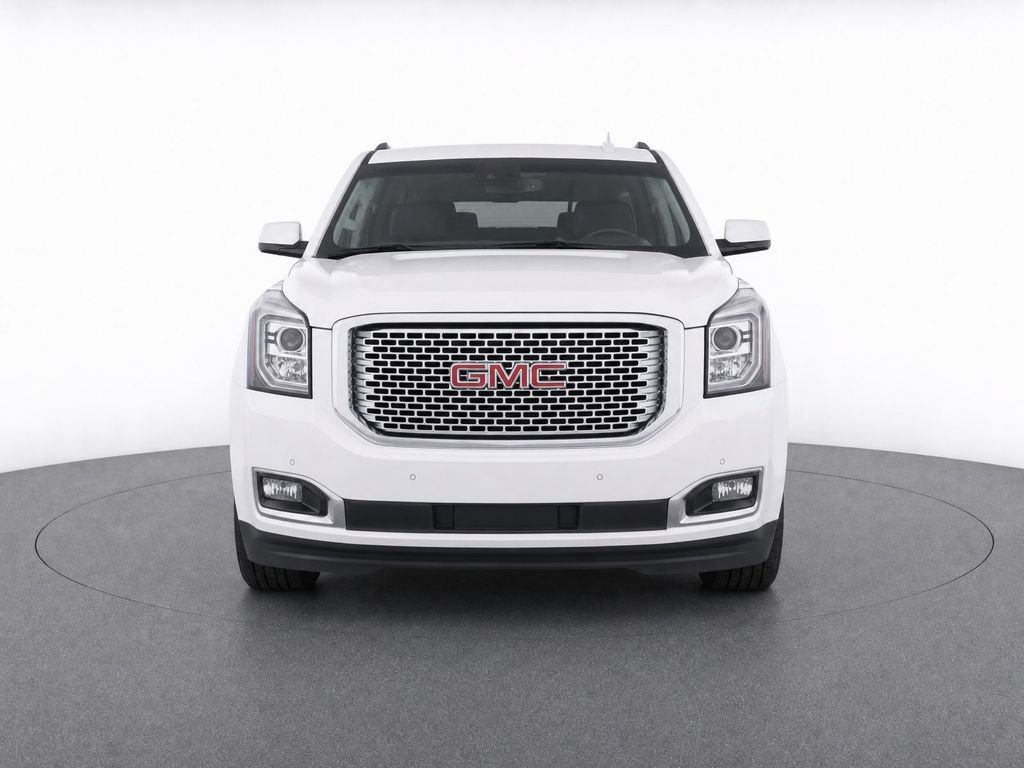 Used 2017 GMC Yukon XL Denali w/ Open Road Package AWD/4WD image 5