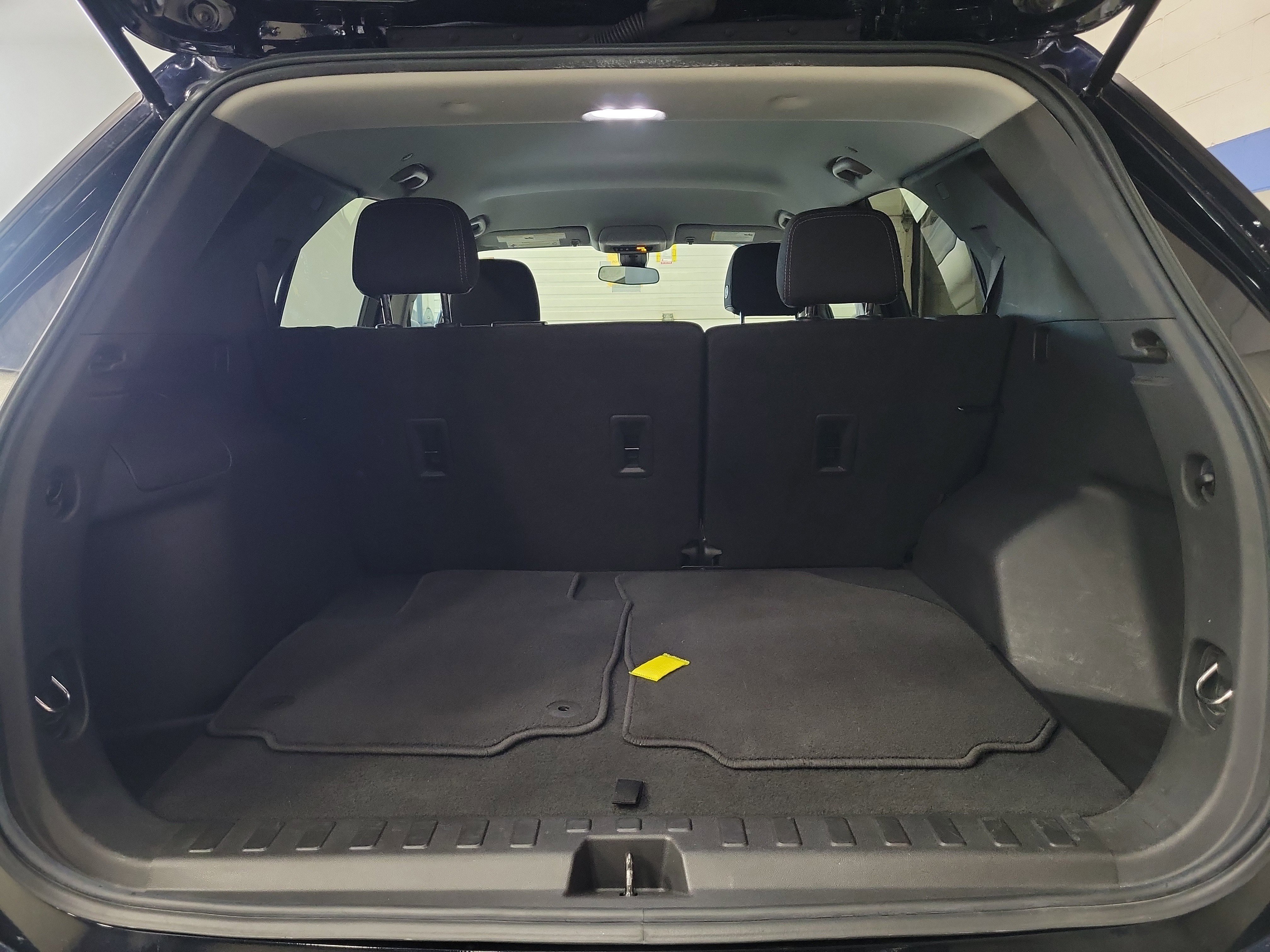 Used 2021 Chevrolet Equinox LS w/ LS Convenience Package image 8