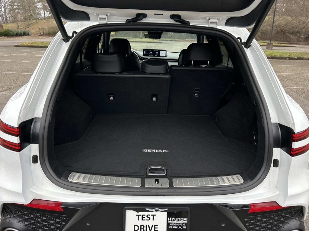 Used 2025 Genesis GV70 3.5T Sport image 14