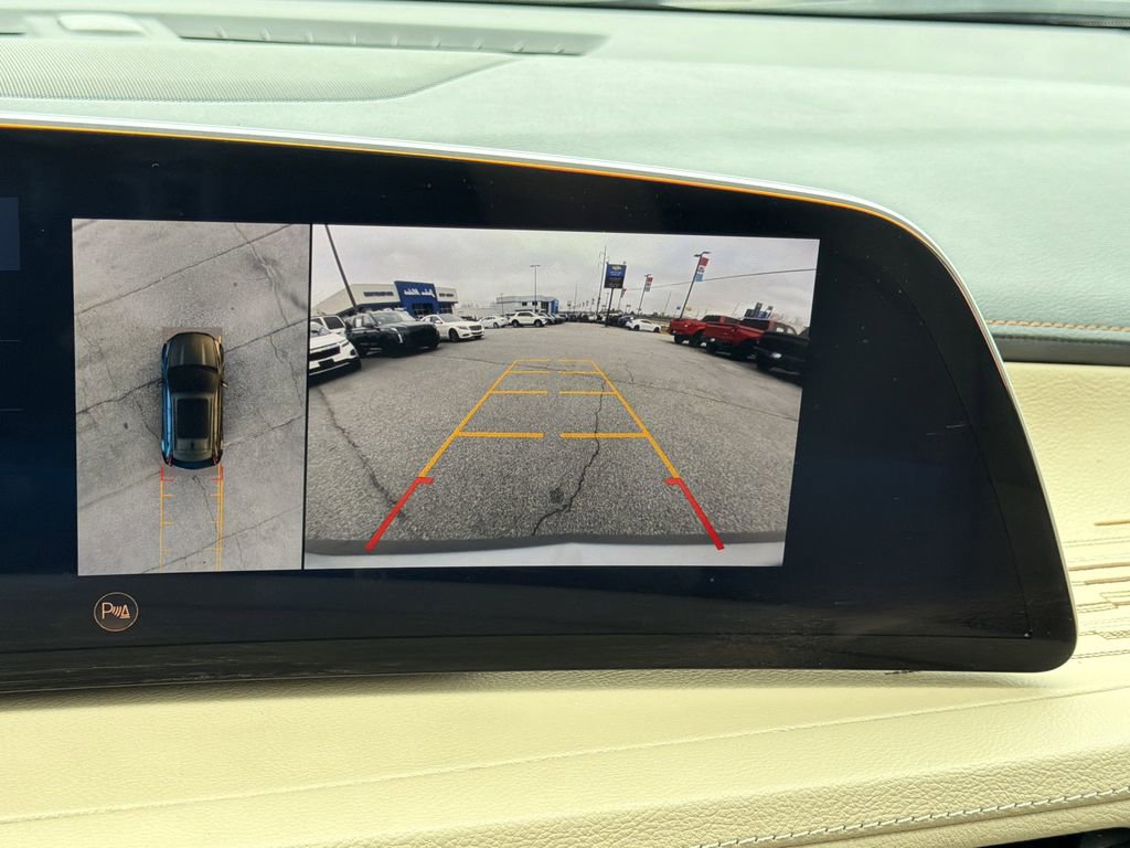 Used 2025 Cadillac XT4 Premium Luxury image 19