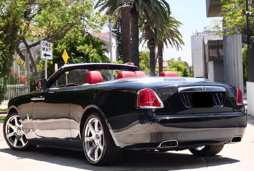 Used 2018 Rolls-Royce Dawn image 6