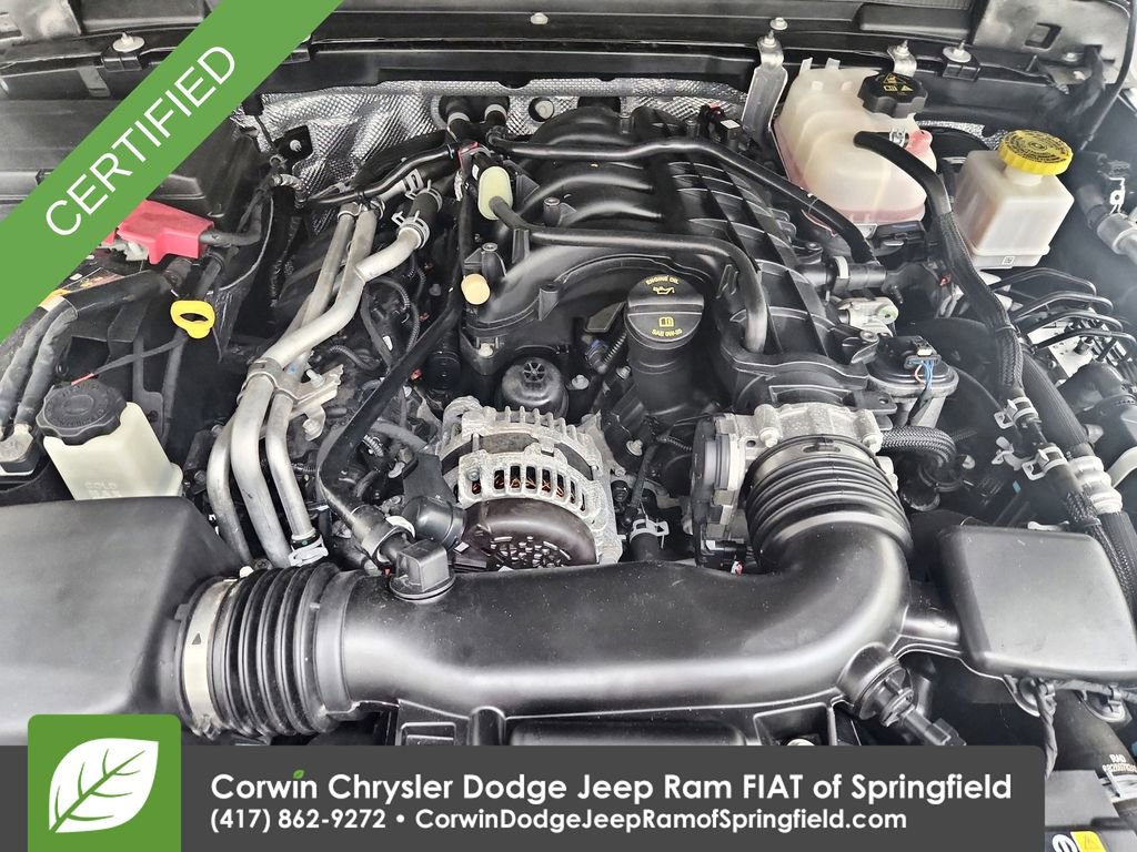 Certified 2025 Jeep Gladiator Sport AWD/4WD image 34