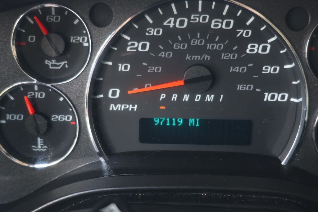 Used 2021 GMC Savana 3500 w/ Power Convenience Package RWD image 12