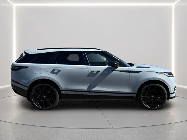 Certified 2026 Land Rover Range Rover Velar Dynamic SE AWD/4WD image 6