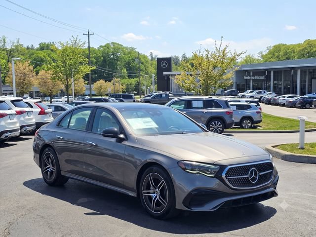 New 2026 Mercedes-Benz E 350 4MATIC Sedan video 1