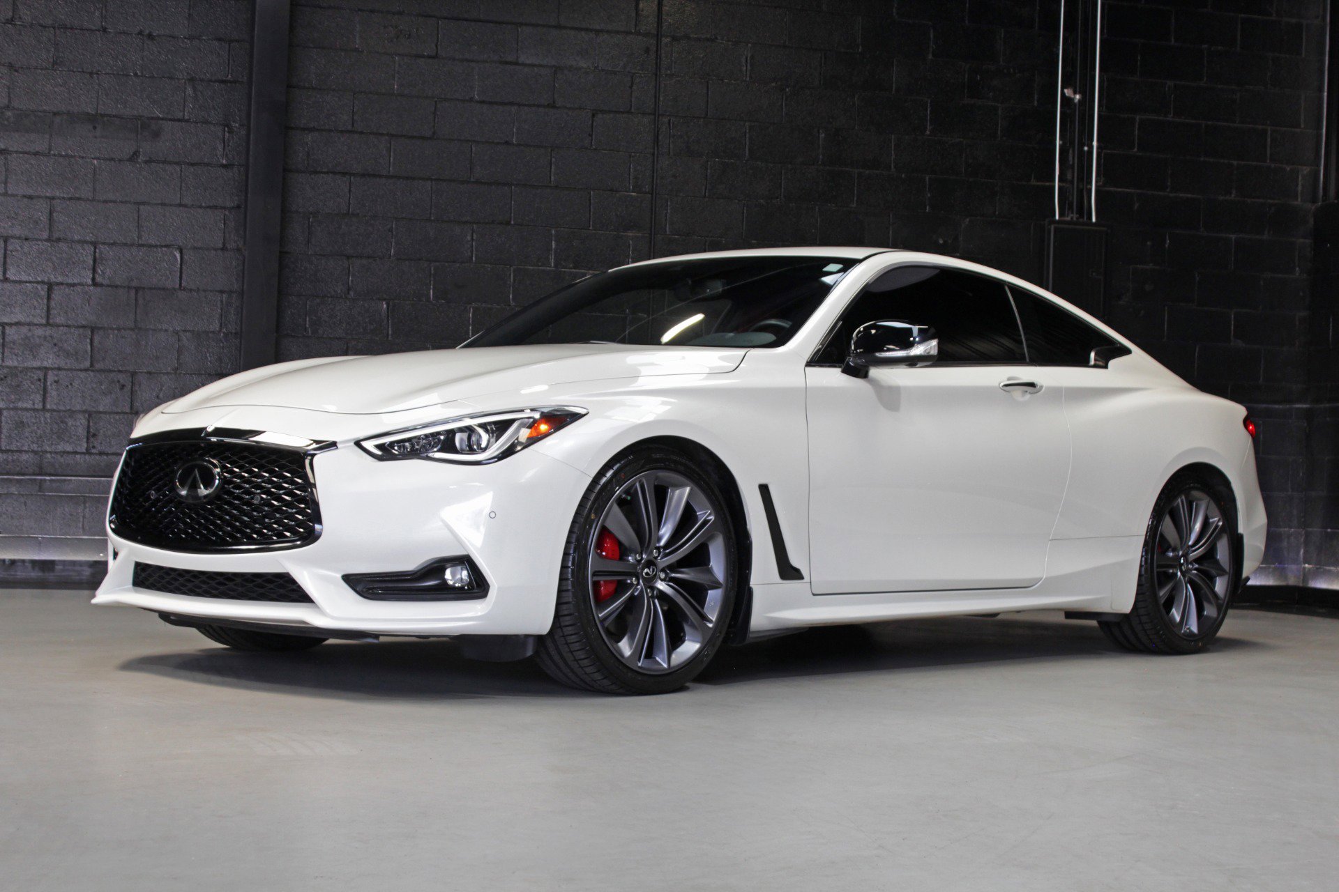 Used 2022 INFINITI Q60 Red Sport 400 w/ Cargo Package RWD image 62