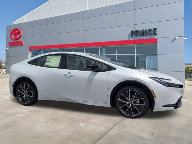 New 2025 Toyota Prius XLE image 2