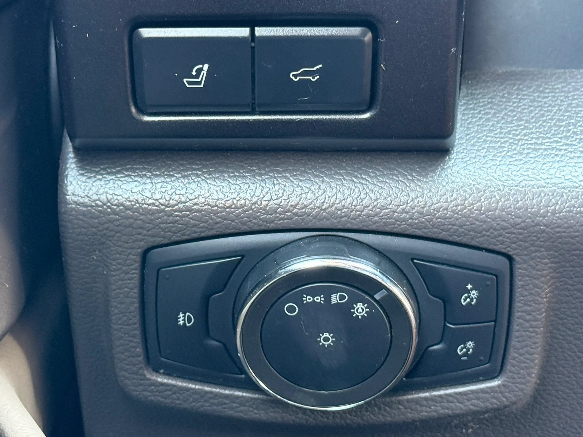 Used 2020 Ford Expedition Max Limited RWD image 39