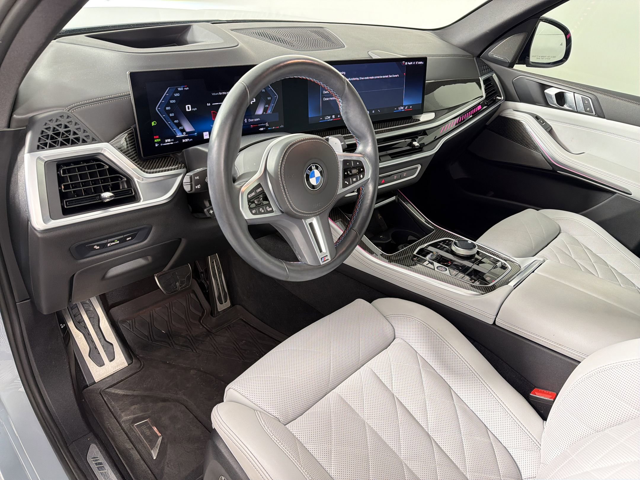 Used 2024 BMW X5 M60i w/ Executive Package image 4