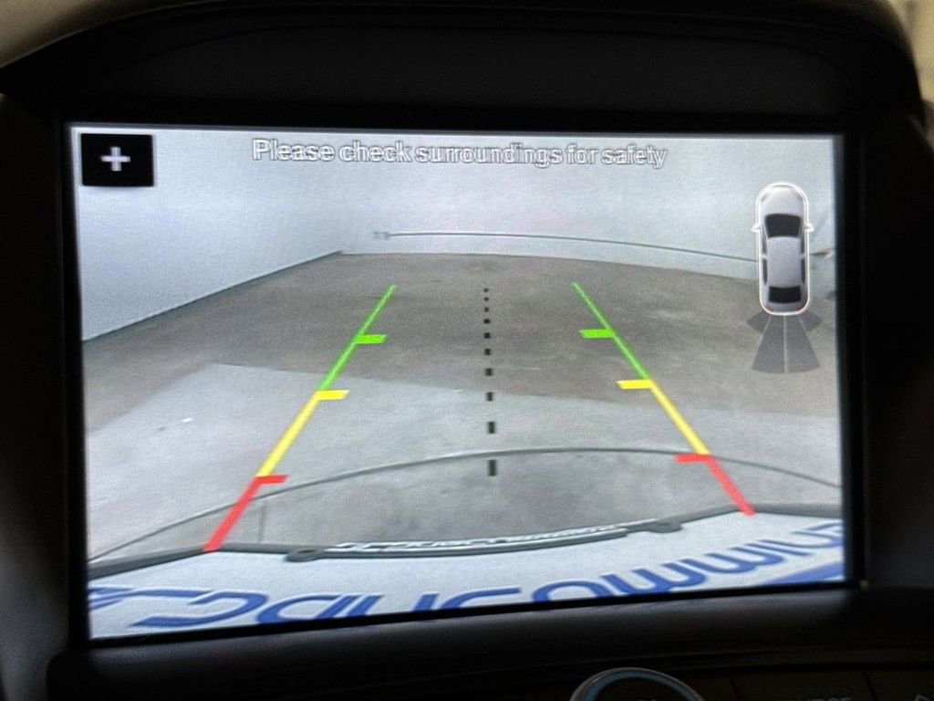 Used 2017 Ford Escape SE w/ Equipment Group 201A image 16