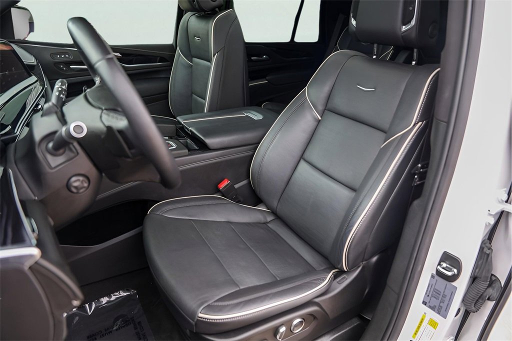 Used 2023 Cadillac Escalade Sport image 10