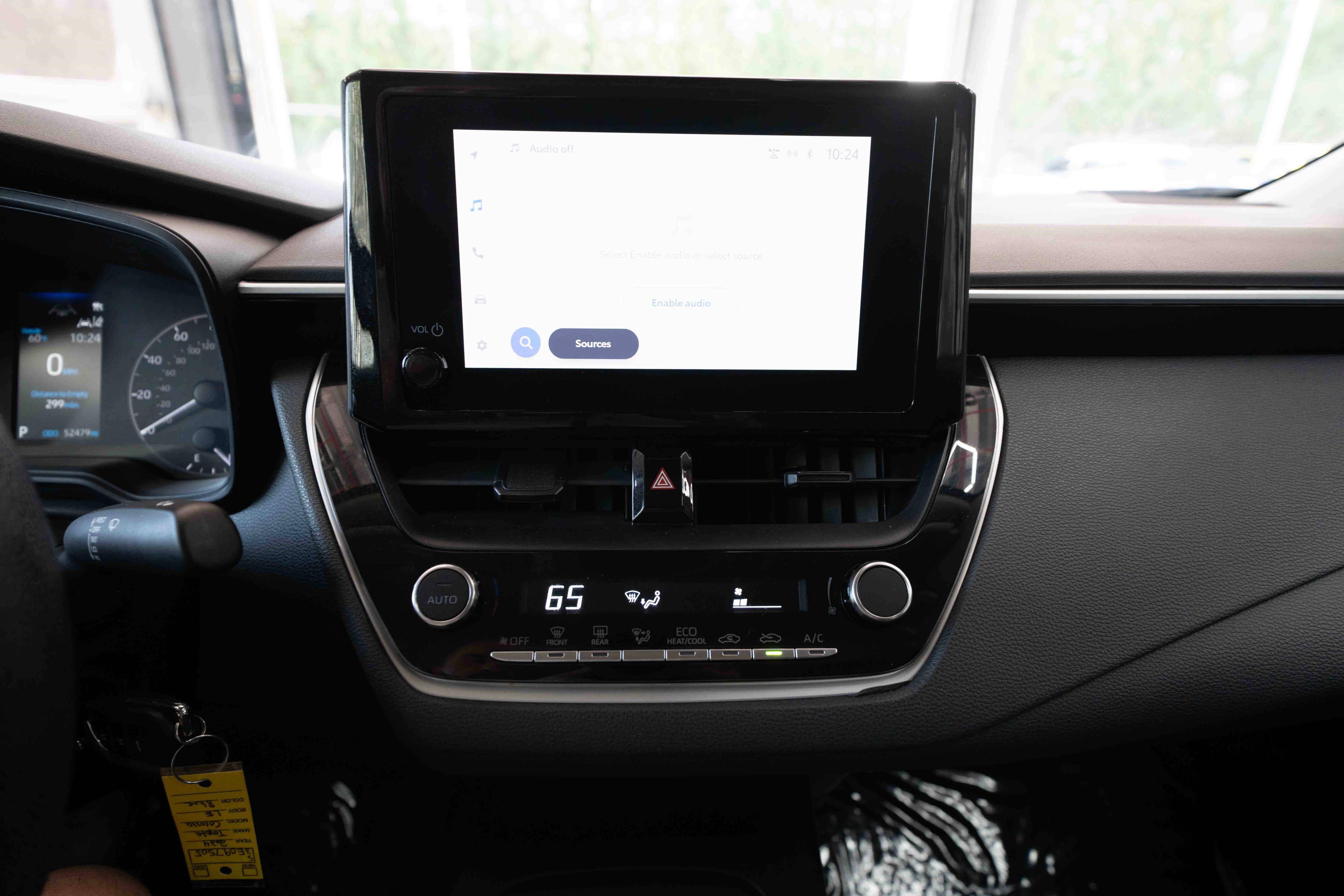 Used 2024 Toyota Corolla LE image 17