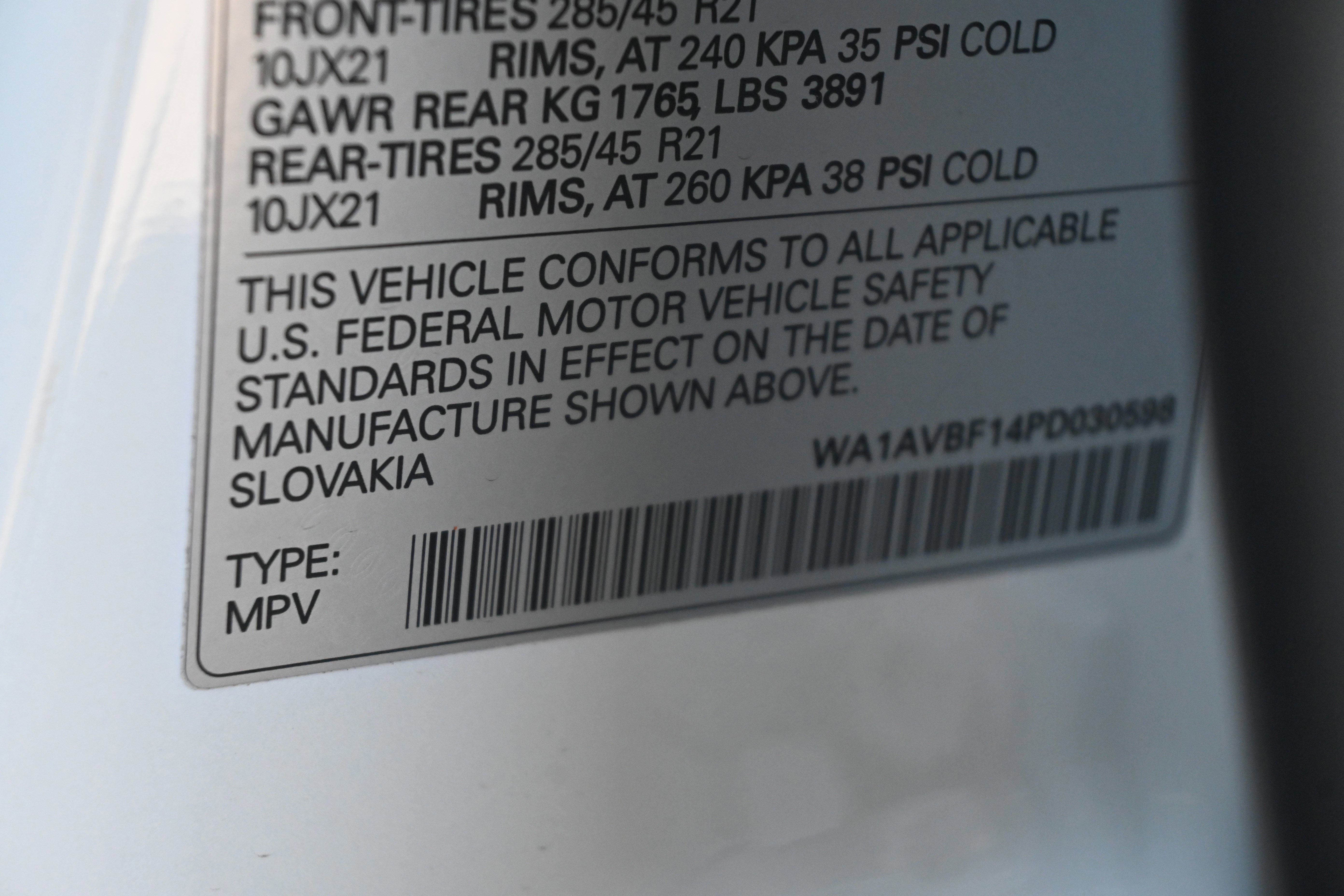 Used 2023 Audi Q8 Premium w/ Convenience Package image 17