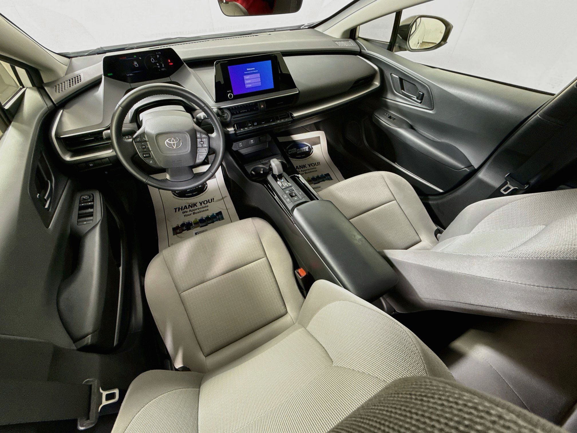 Used 2024 Toyota Prius LE FWD image 21