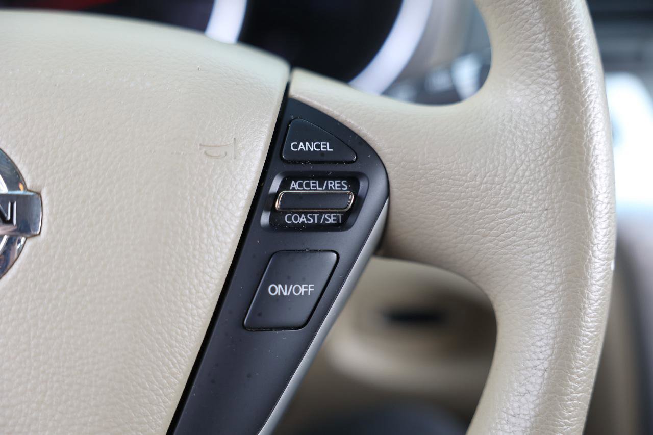 Used 2012 Nissan Murano S image 25