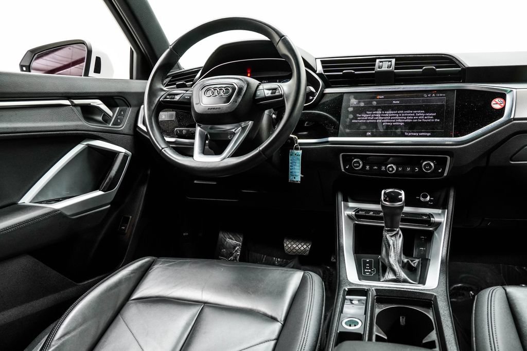 Used 2025 Audi Q3 2.0T Premium AWD/4WD image 25