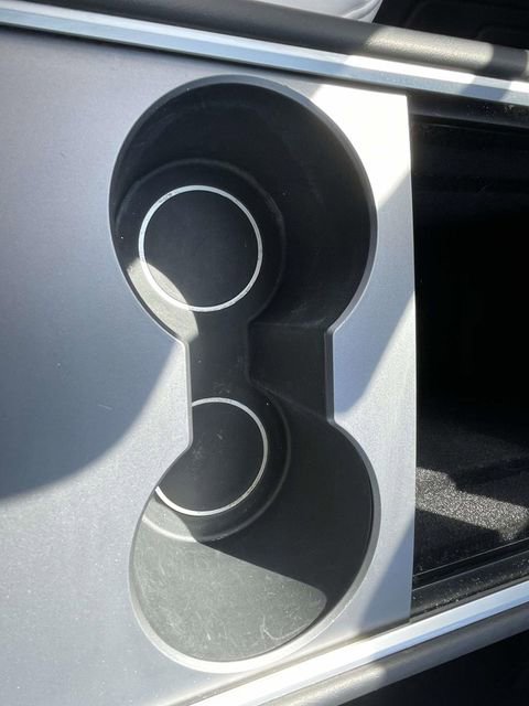 Used 2023 Tesla Model Y Long Range image 25