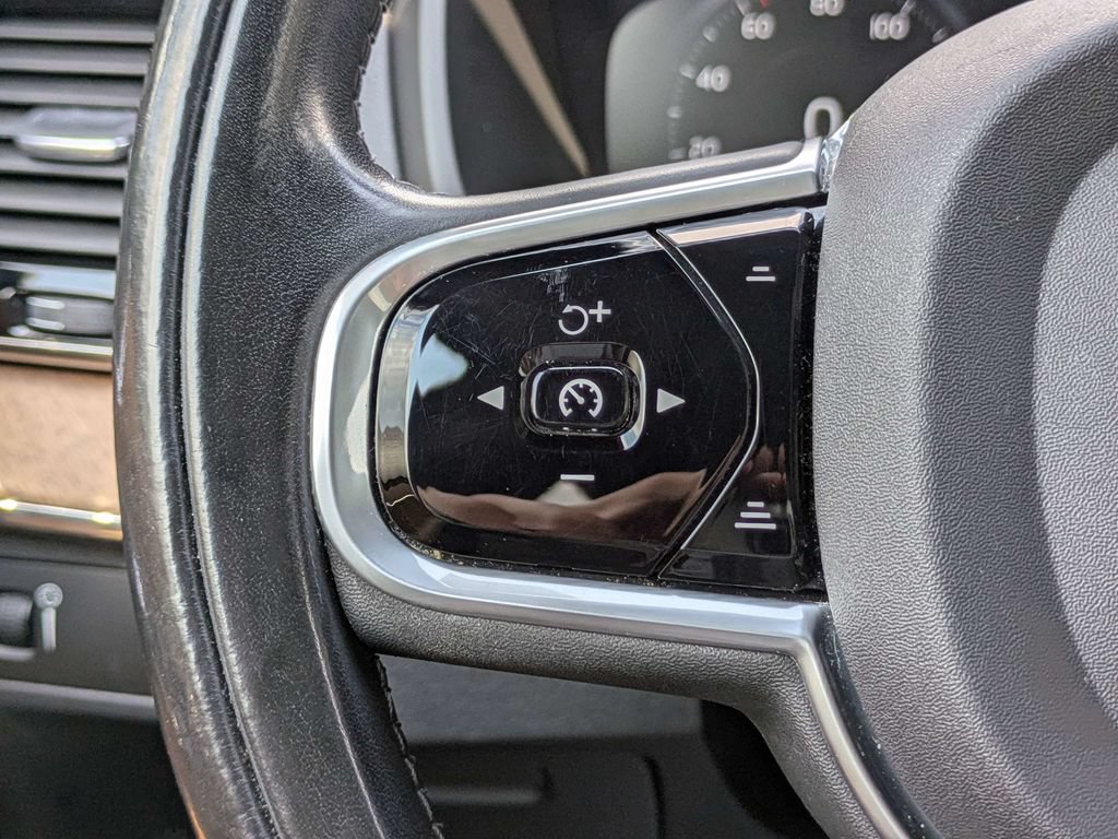 Used 2017 Volvo XC90 T6 Inscription w/ Vision Package AWD/4WD image 26
