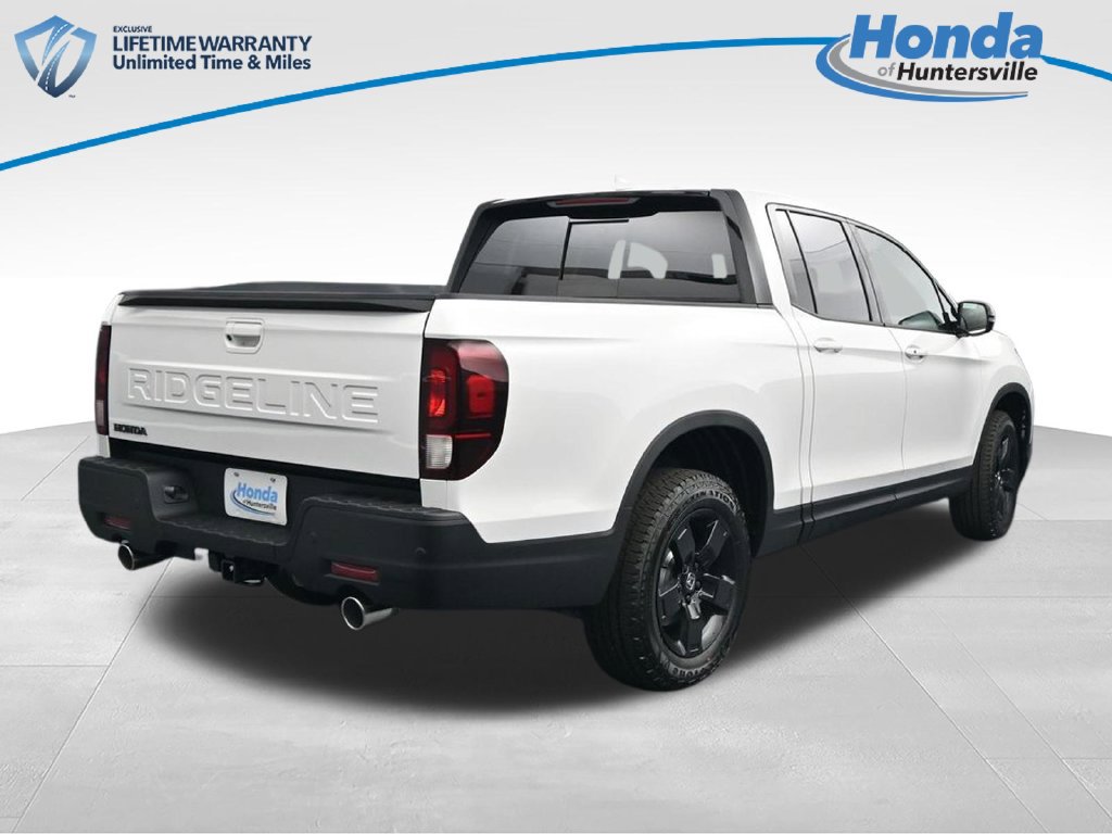 New 2026 Honda Ridgeline Black Edition image 3
