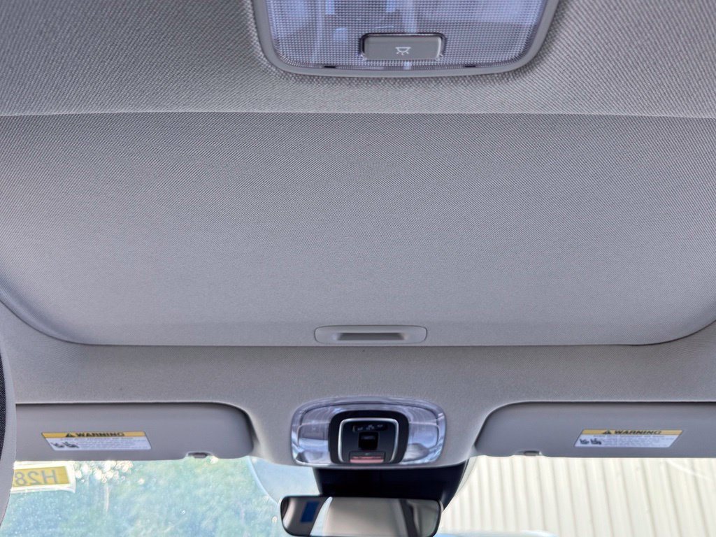 New 2026 Hyundai Elantra Limited FWD image 3
