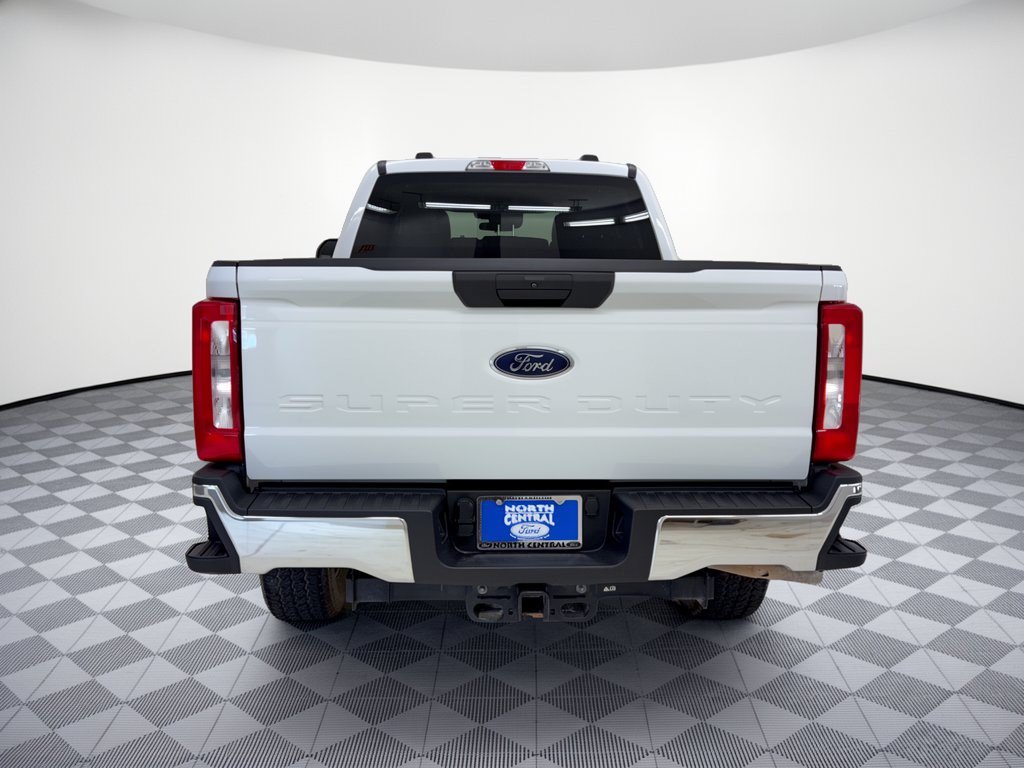 Used 2025 Ford F250 XLT w/ FX4 Off-Road Package AWD/4WD image 11