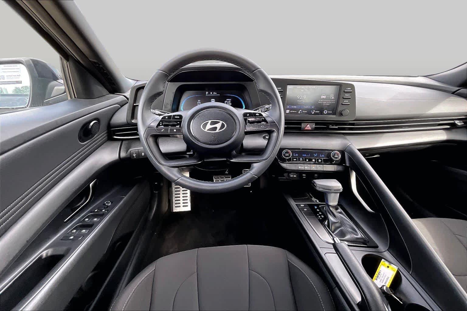 Used 2026 Hyundai Elantra Sport FWD image 6