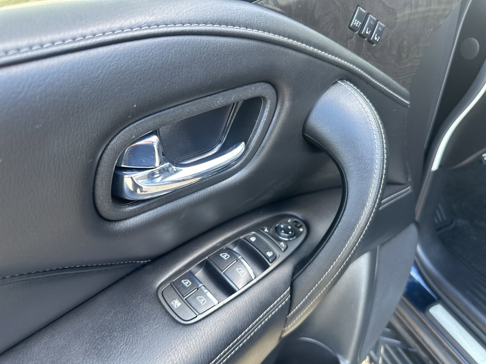 Used 2024 INFINITI QX80 Luxe image 17