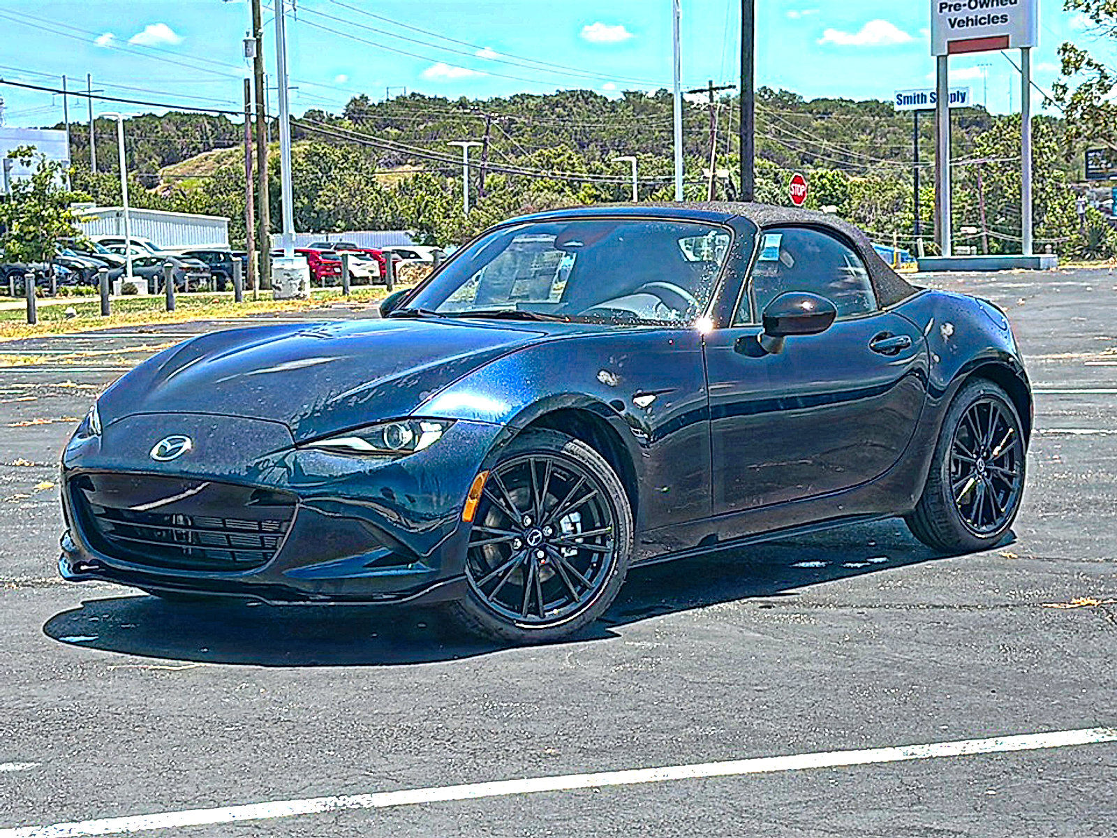 New 2026 MAZDA MX-5 Miata Club w/ Interior Package RWD image 2