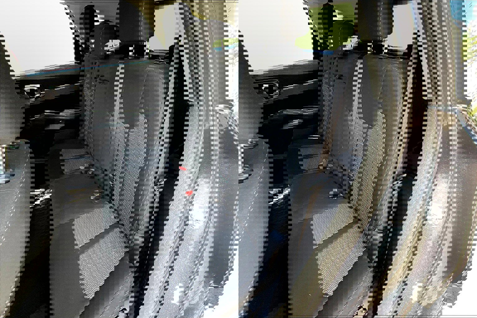 Used 2022 Kia Sorento LX image 17