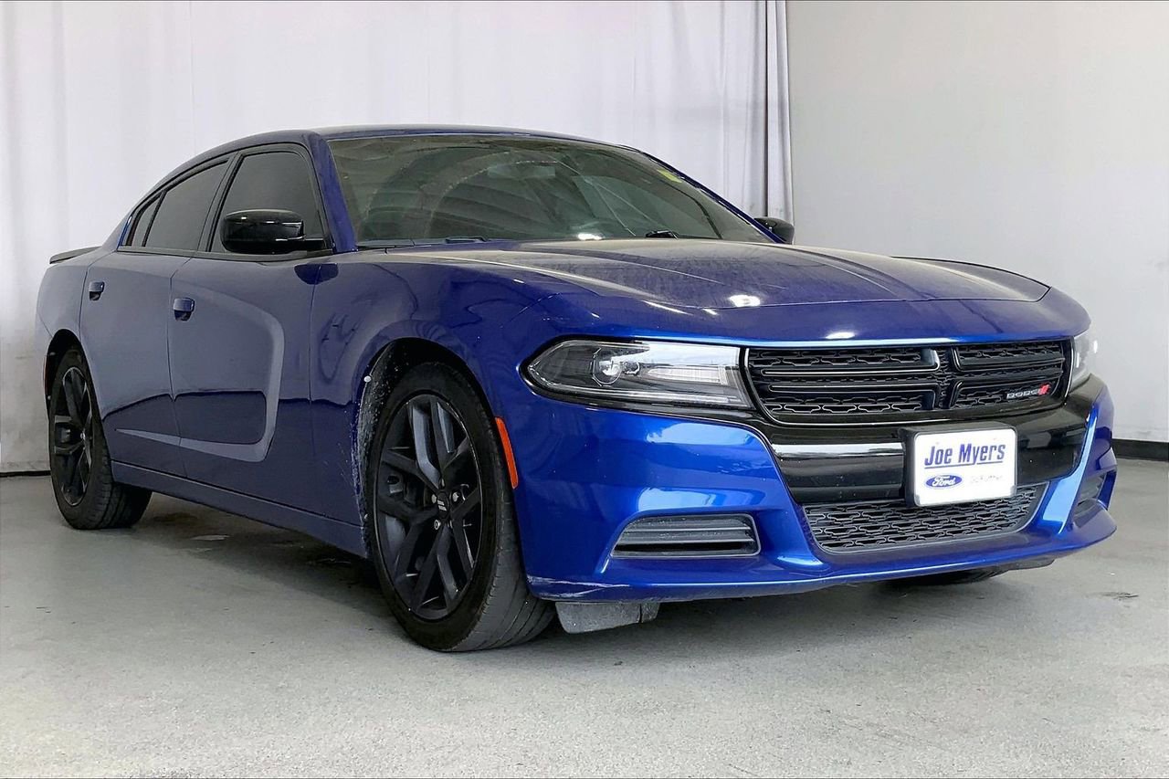 Used 2020 Dodge Charger SXT w/ Blacktop Package