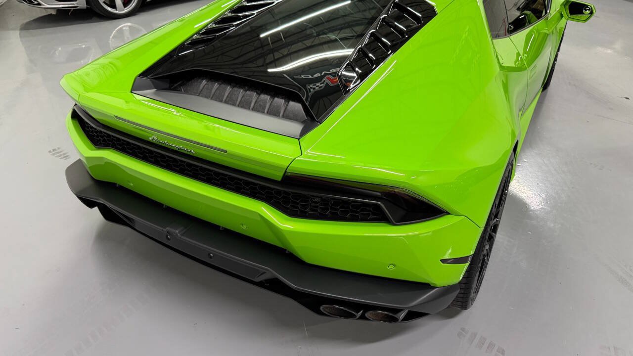 Used 2015 Lamborghini Huracan LP 610-4 AWD/4WD image 12