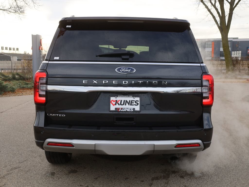 Used 2024 Ford Expedition Limited image 8