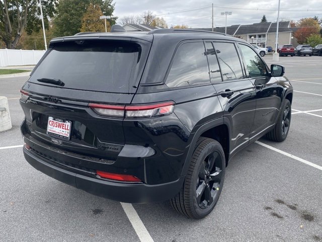 New 2025 Jeep Grand Cherokee Limited image 8