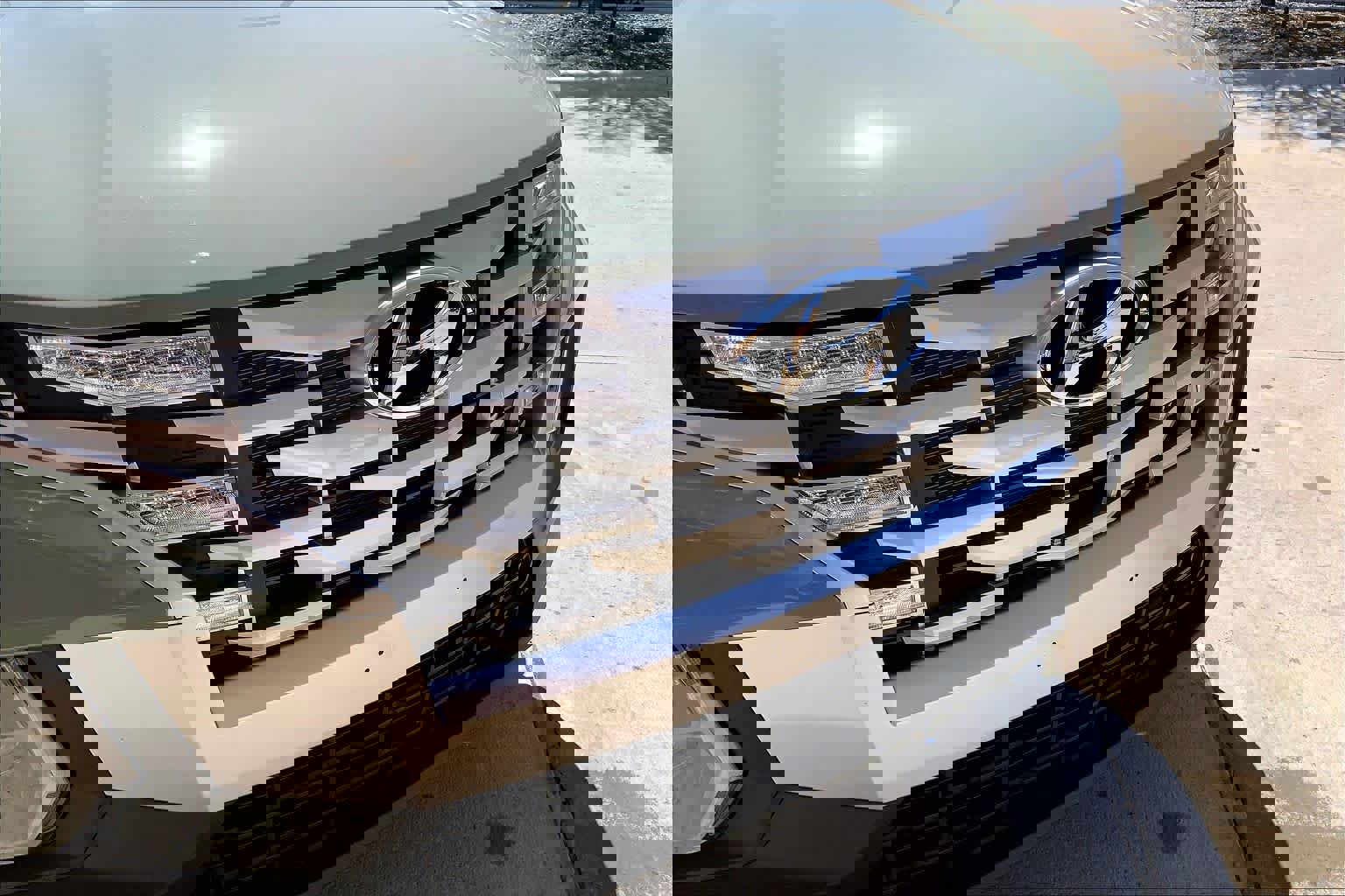 Used 2024 Hyundai Santa Cruz SEL w/ Activity Package image 32