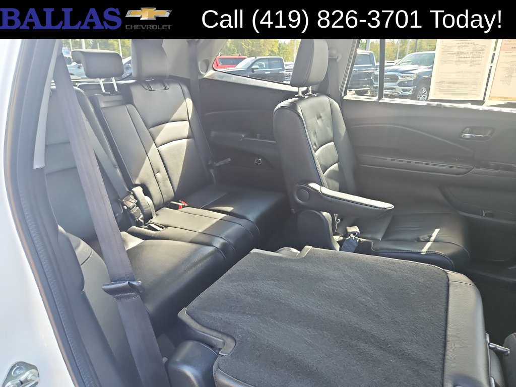Used 2020 Honda Pilot Touring image 32