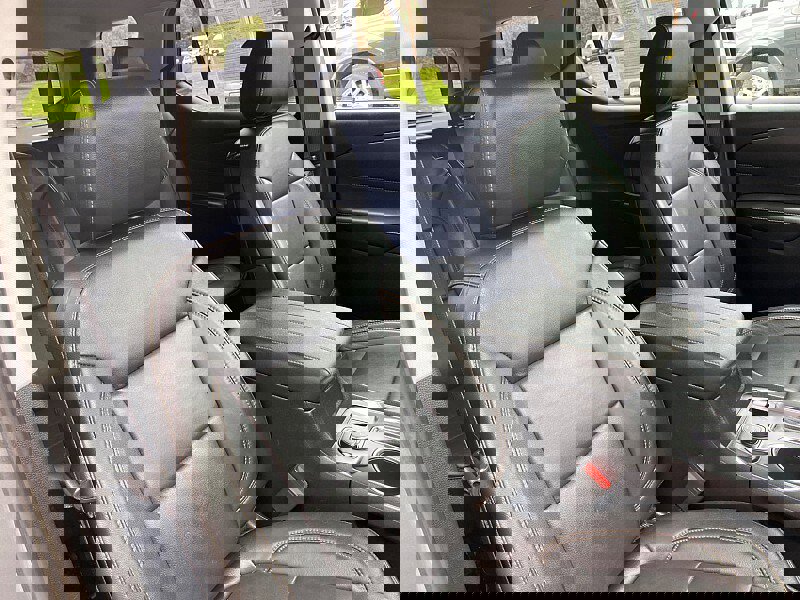 Used 2019 Chevrolet Traverse LT image 28