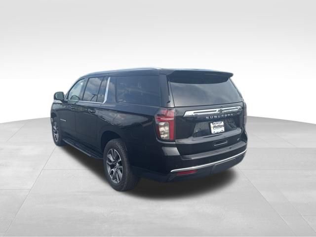 Used 2022 Chevrolet Suburban LT w/ Luxury Package AWD/4WD image 2