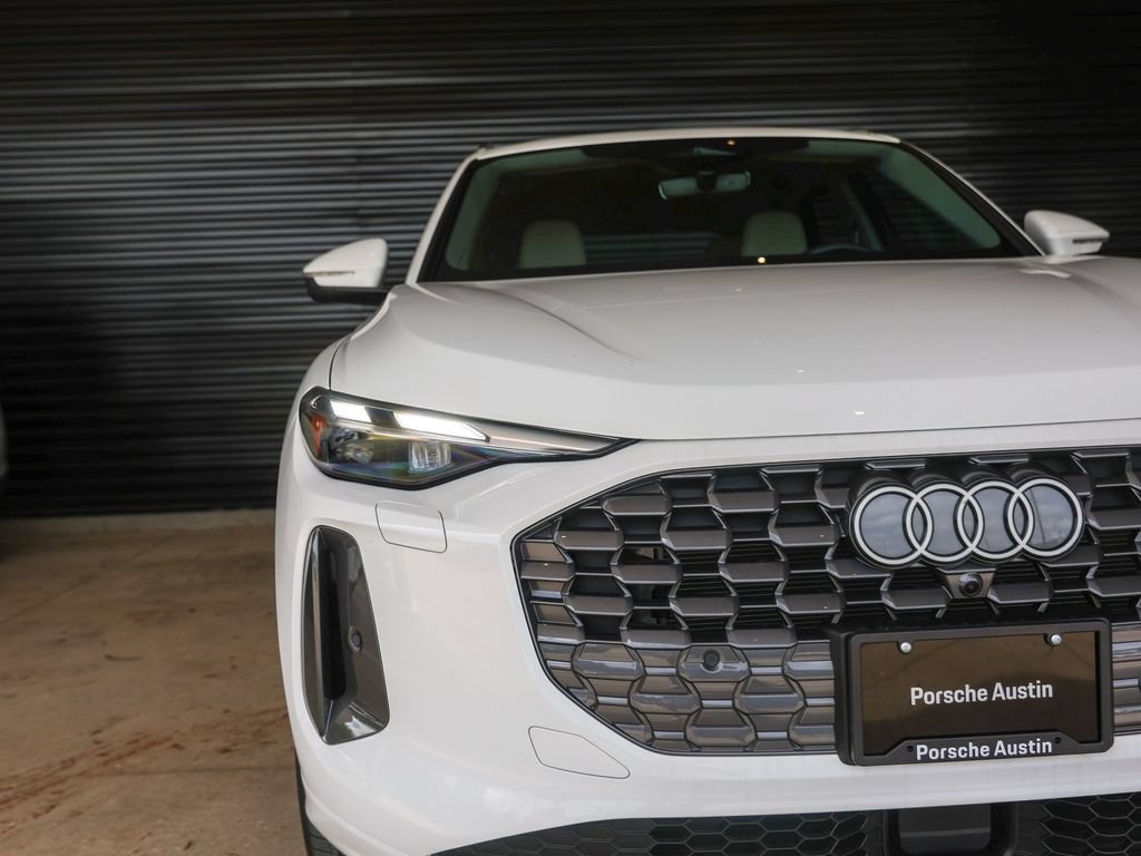 Used 2025 Audi Q5 Premium AWD/4WD image 12