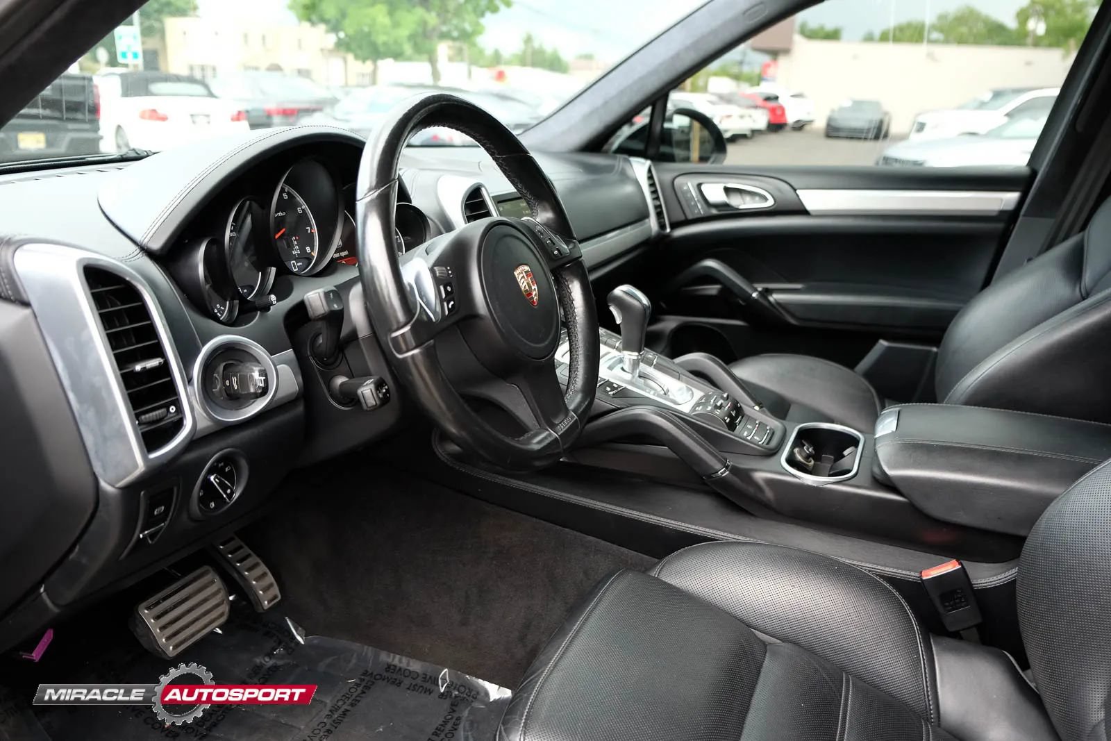 Used 2014 Porsche Cayenne Turbo AWD/4WD image 21